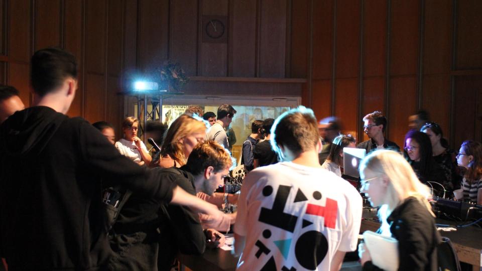 TOA Berlin SUBPAC